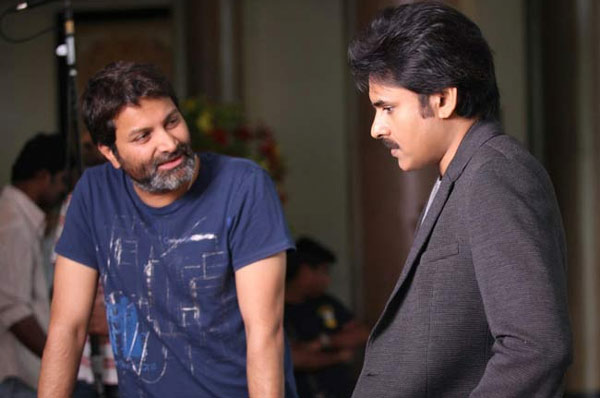 pawam kalyan,trivikram srinvias,political career,janasena,high budget movie  పవన్‌, త్రివిక్రమ్ లు ప్రణాళికలు మొదలెట్టారు! 